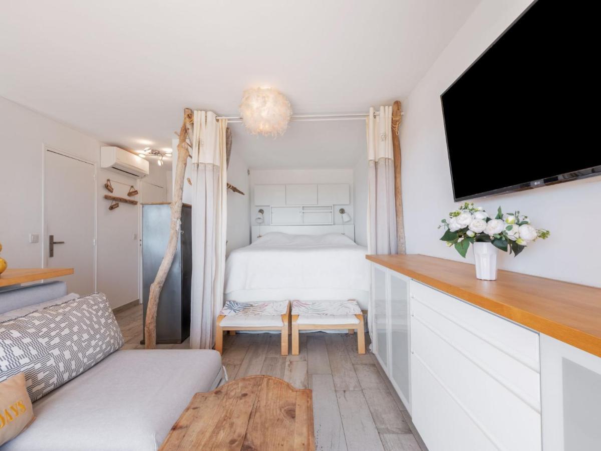 Studio La Croix Du Sud-27 By Interhome Cavalaire-sur-Mer Bagian luar foto
